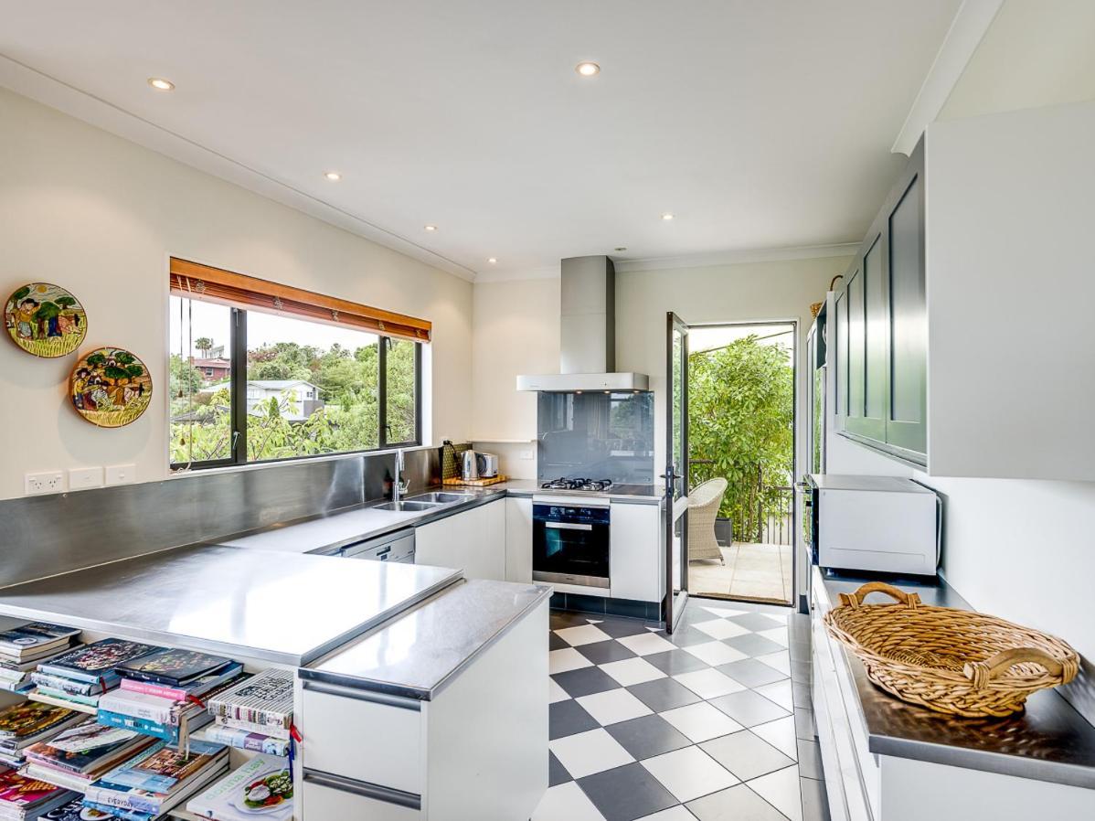 Busby Hill Villa - Havelock North Holiday Home Buitenkant foto