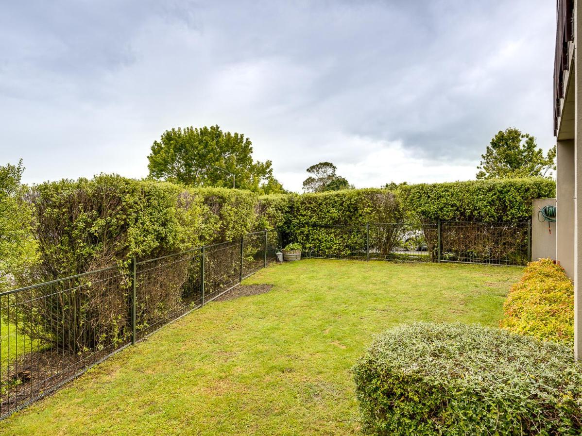 Busby Hill Villa - Havelock North Holiday Home Buitenkant foto